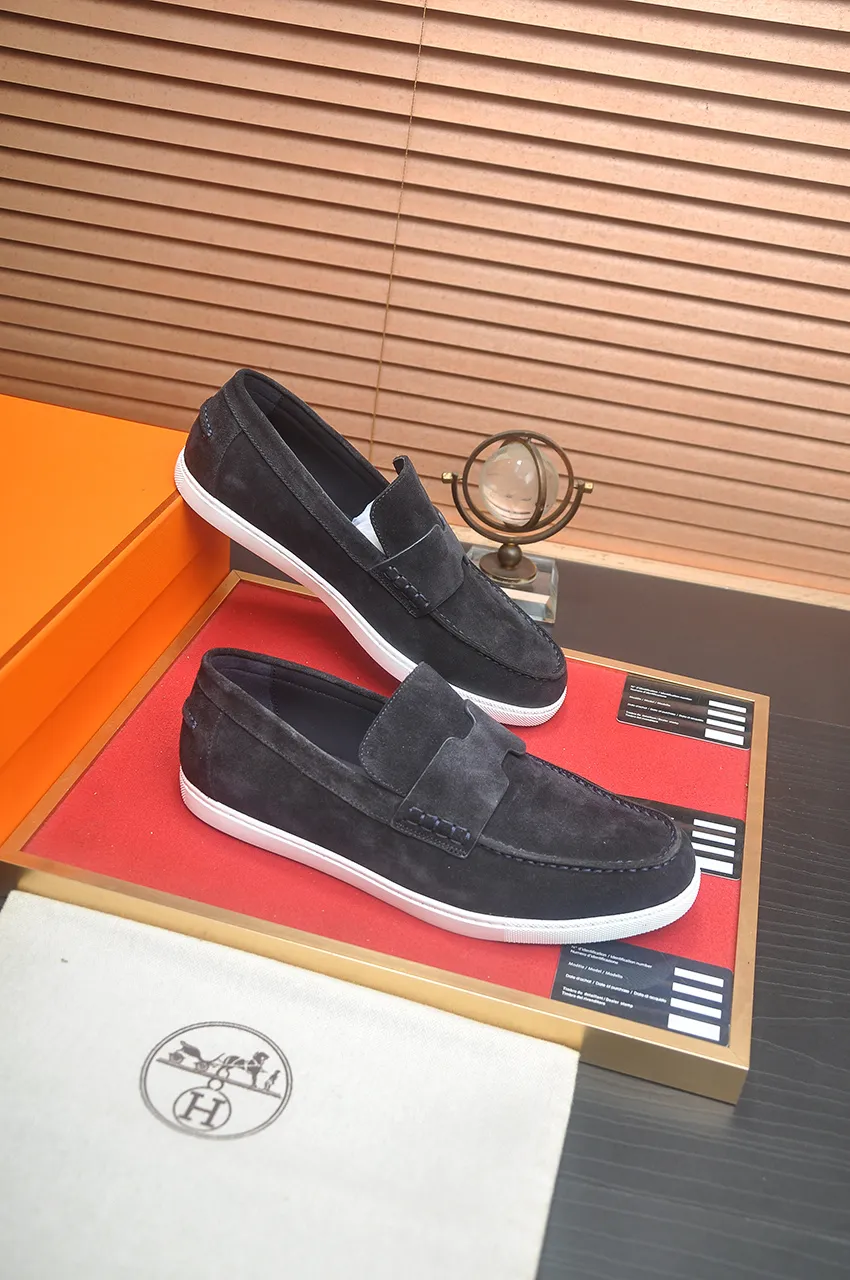 Men's Men's Shoes💰560💶[[HERMES]] (High-end Niuli) New 🍀 HERMES - top version of Hermès classic casual leather shoes! Made of imported original cowhide, the inner top layer is comfortable cowhide lining! Original wear-resistant rubber outsole! High quality products! Code number 39-45 (45 customized)